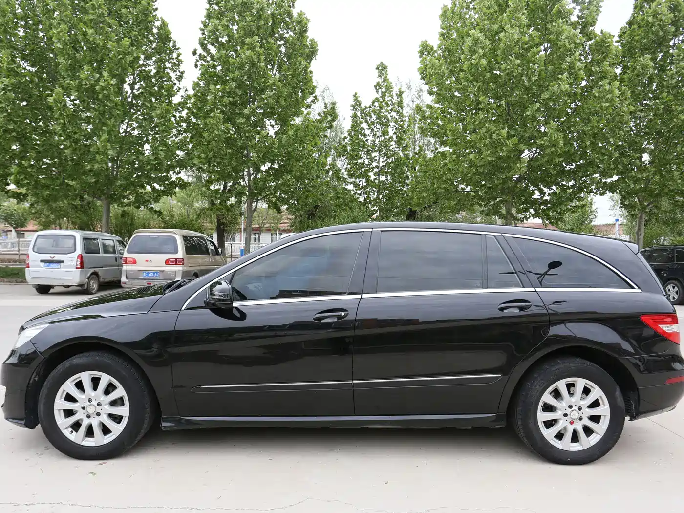 Mercedes-Benz R-Class 2011 R 300 L Luxury фото 7