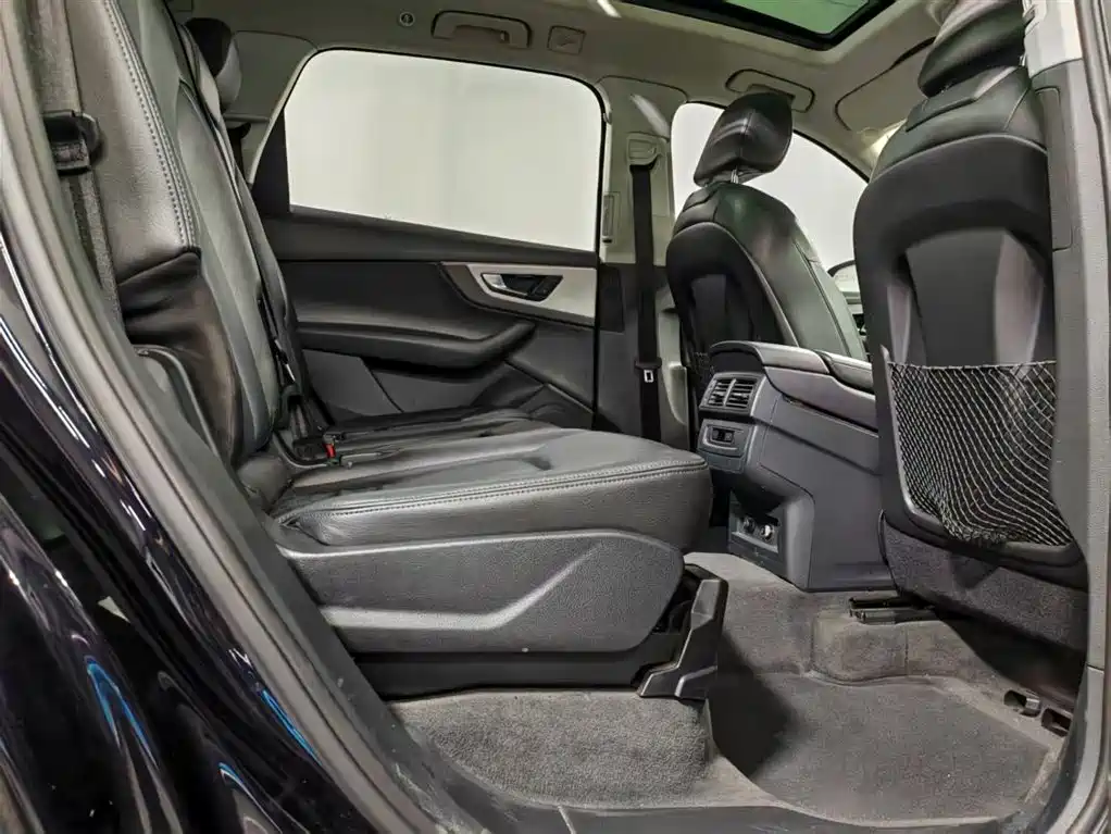 Audi Q7 2019 45 TFSI Comfort фото 6