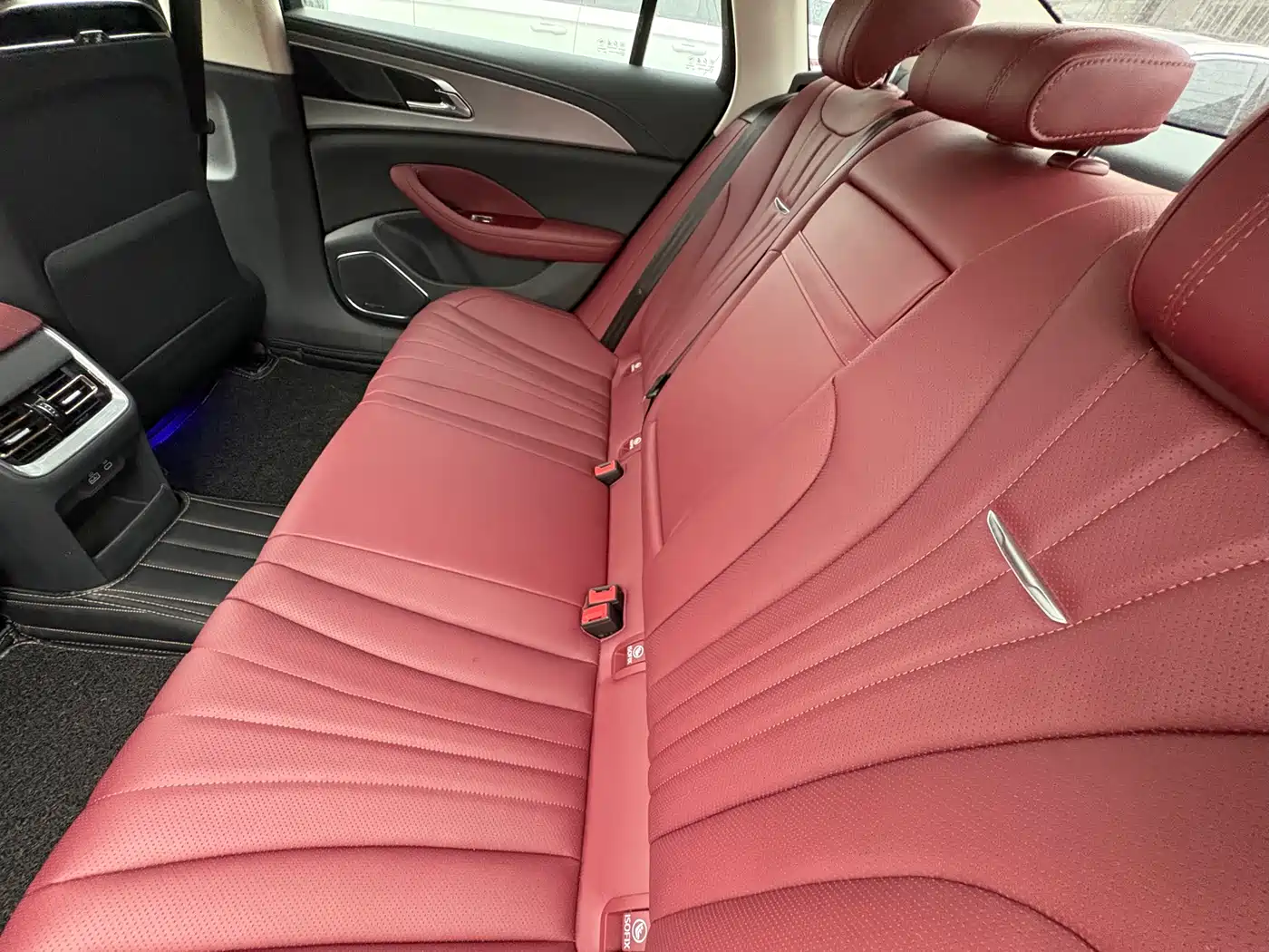 Hongqi H5 2025 1.5T DCT Flag Rhythm 500,000 Units Memorial Edition фото 12