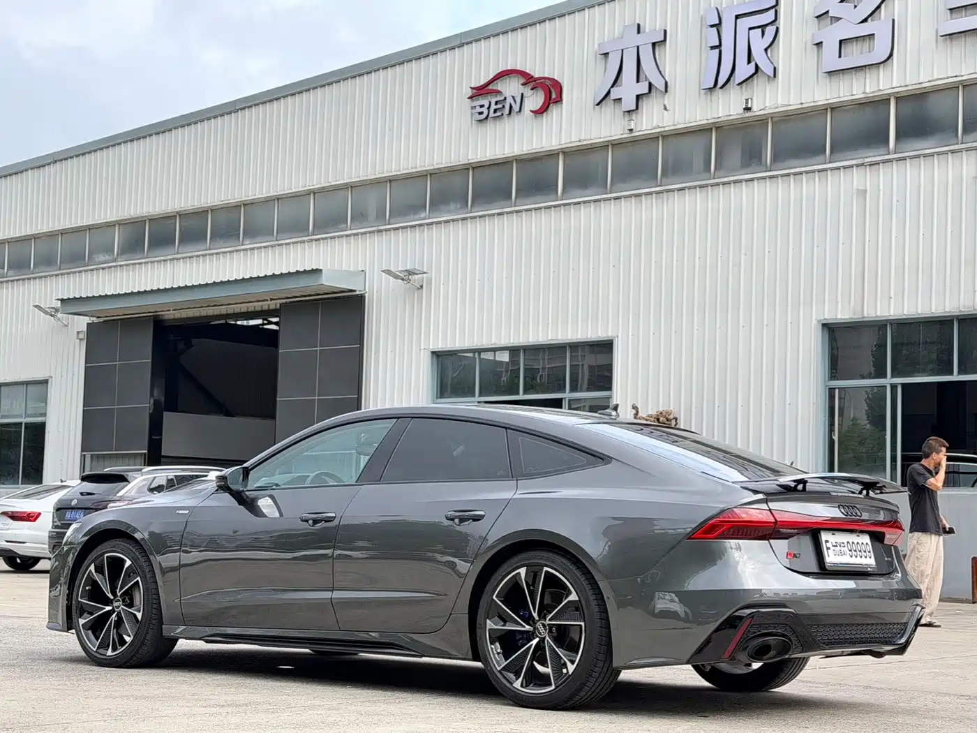 Фото 9 - Audi A7