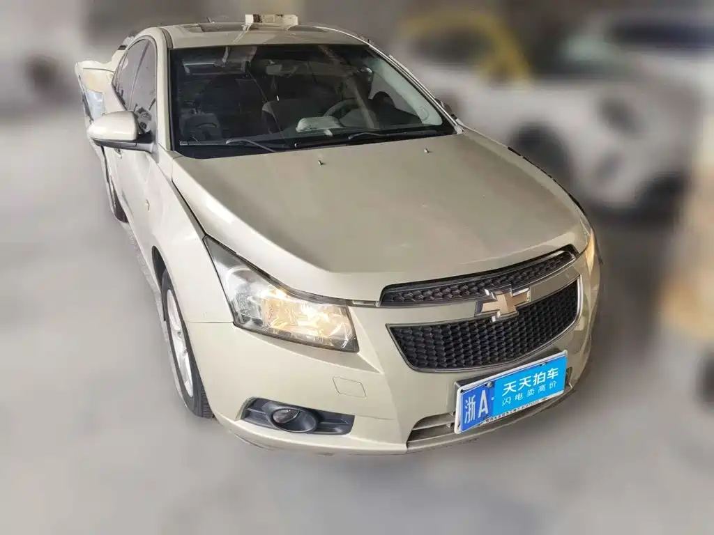 Фото 3 - Chevrolet Cruze