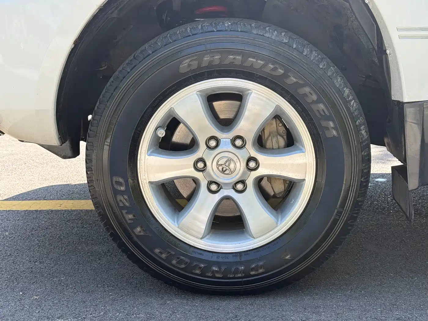 Toyota Prado 2005 4.0L Automatic GX Sport DVD Edition фото 6
