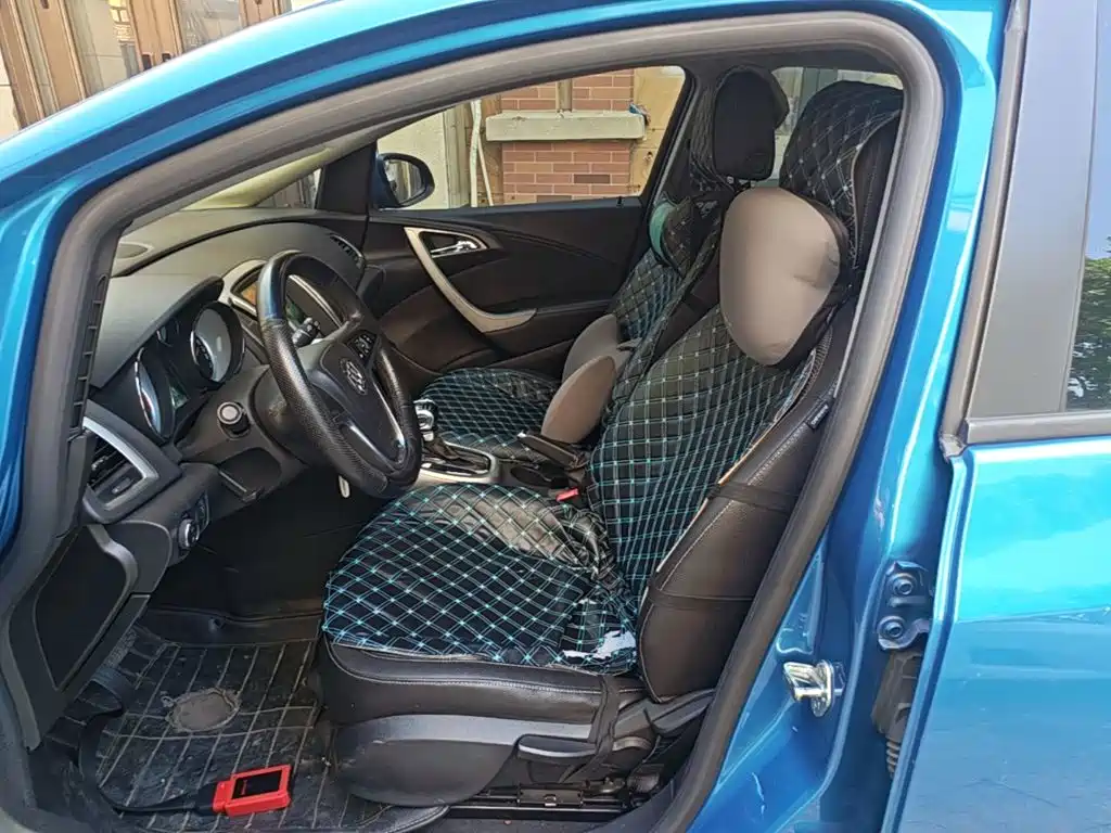 Фото 15 - Buick Excelle