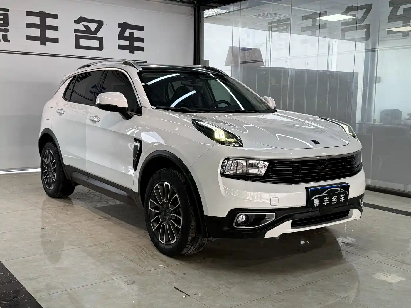 Lynk & Co 01 2020 2.0T 2WD Pure Pro Version (China VI) фото 3