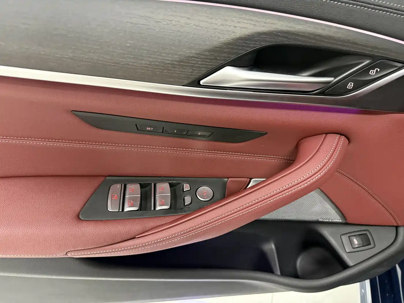 BMW 5 Series 2021 530Li Leading M Sport Package фото 10