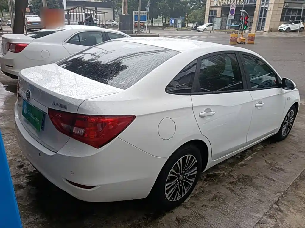 Фото 7 - Buick Excelle