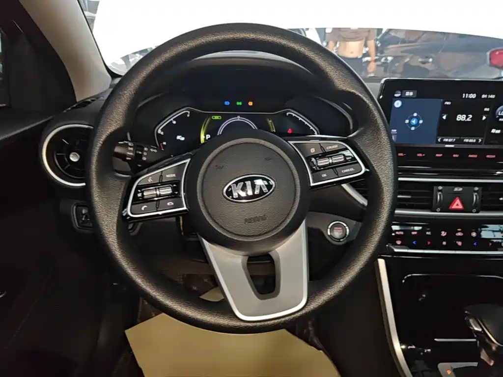 Фото 11 - Kia K3