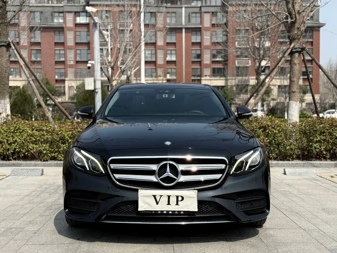 Mercedes-Benz E-Class 2017 E 300 L Sport Luxury фото 2