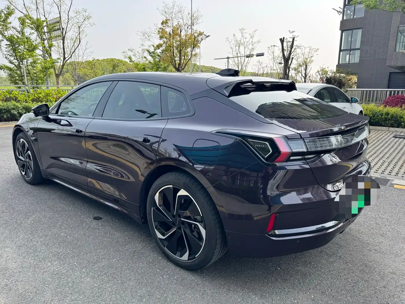 ZEEKR EXTREME KRYPTON 001