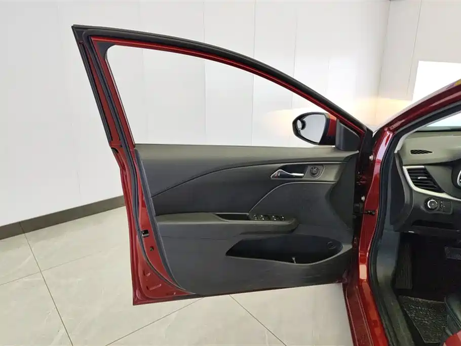 Chevrolet Cavalier 2019 320 Automatic Joy Edition фото 7