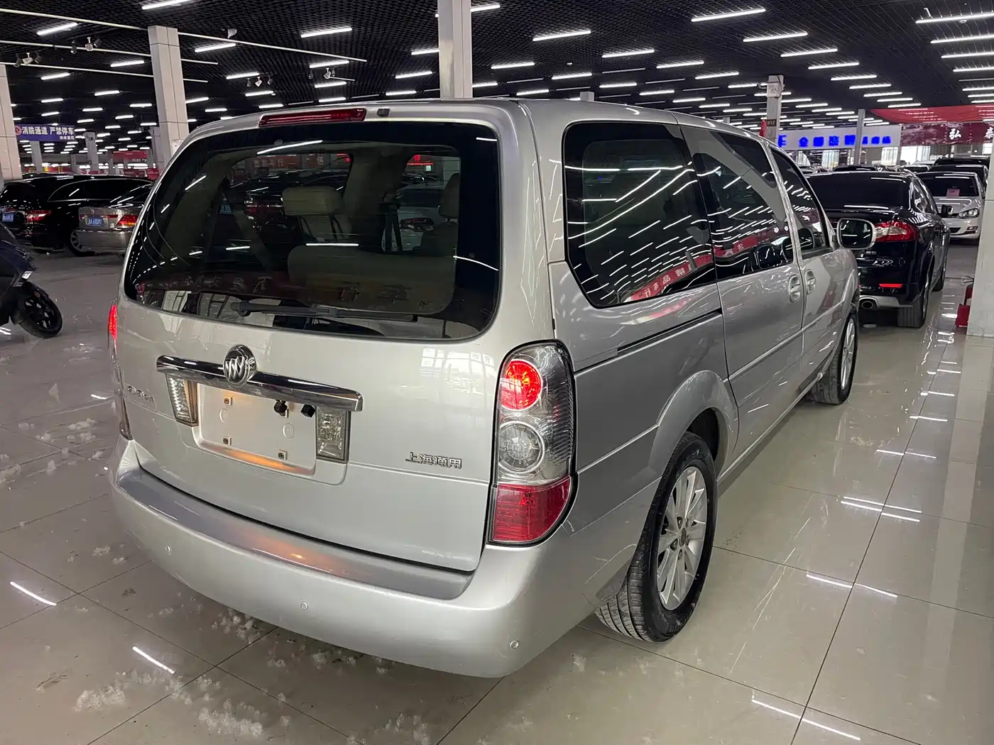 Buick GL8 2014 2.4L Classic Edition фото 9
