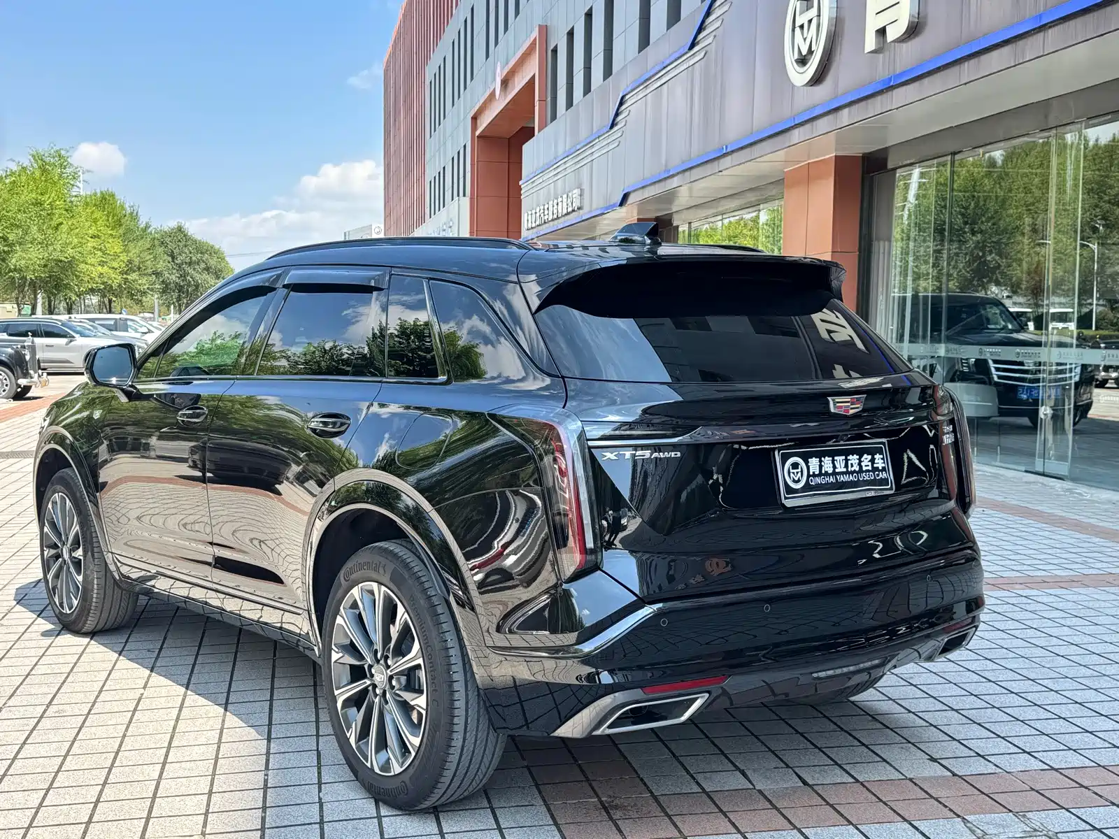Фото 16 - Cadillac XT5