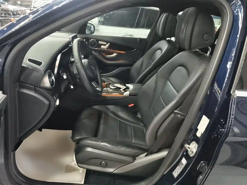 Mercedes-Benz GLC 2018 GLC 260 4MATIC Luxury фото 11