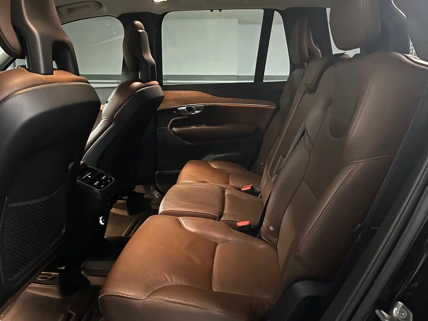 Фото 16 - Volvo XC90