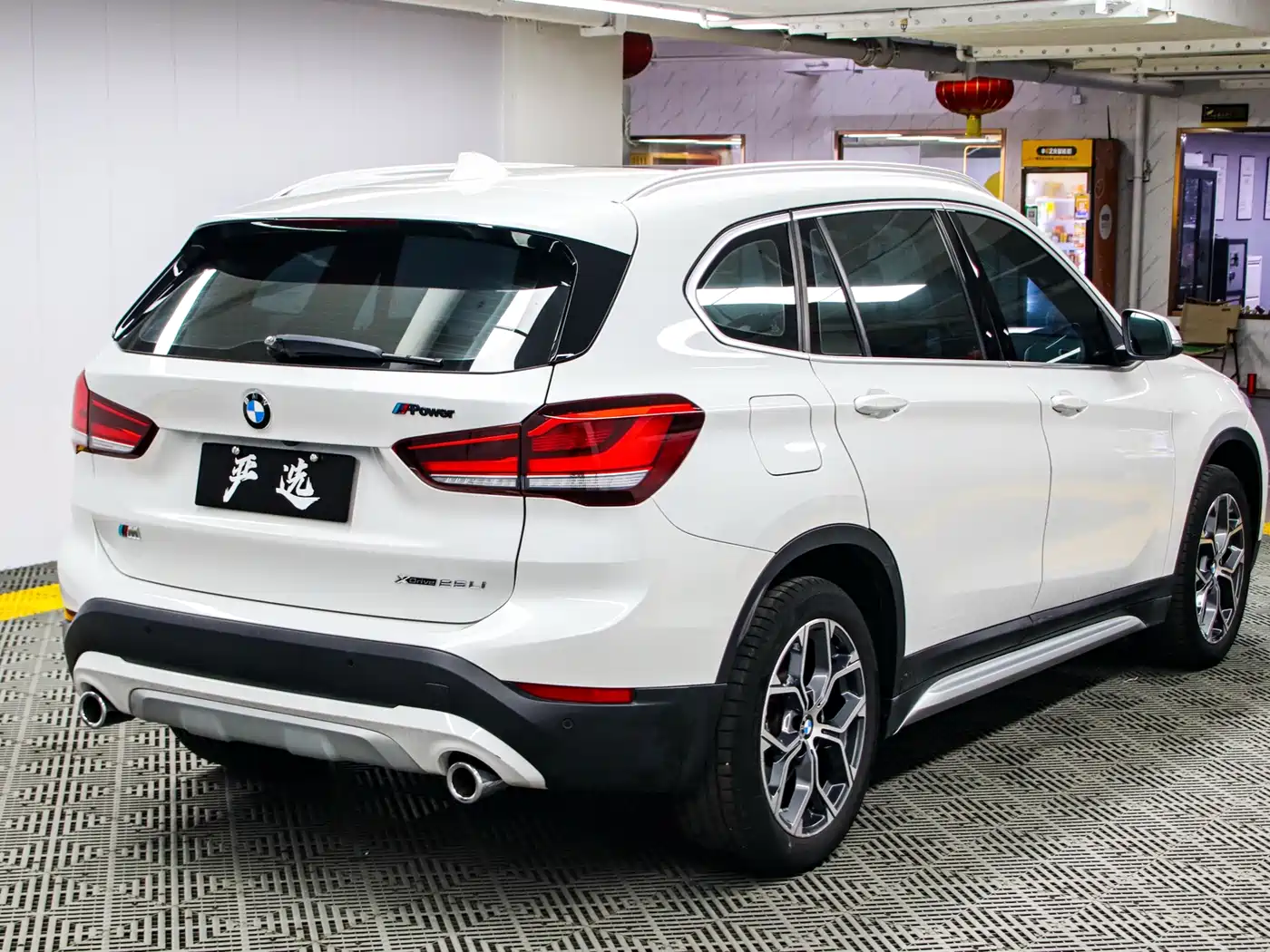 BMW X1 2022 sDrive20Li Fashion фото 22