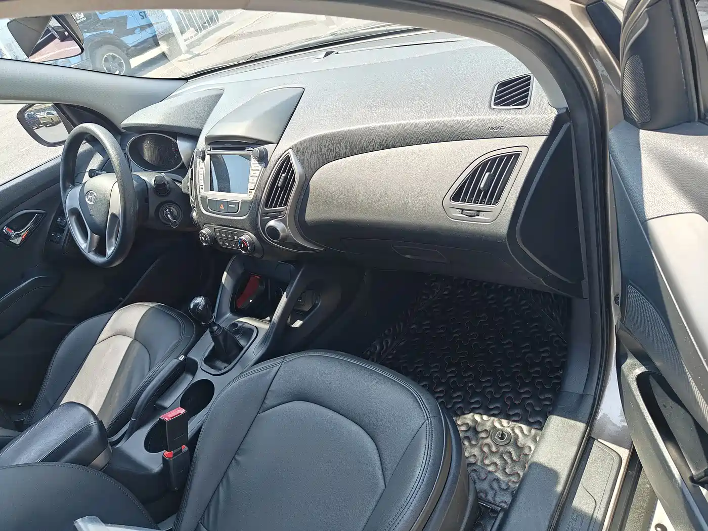 Hyundai Beijing Hyundai ix35 2013 2.0L Manual 2WD Comfort GL China IV фото 12