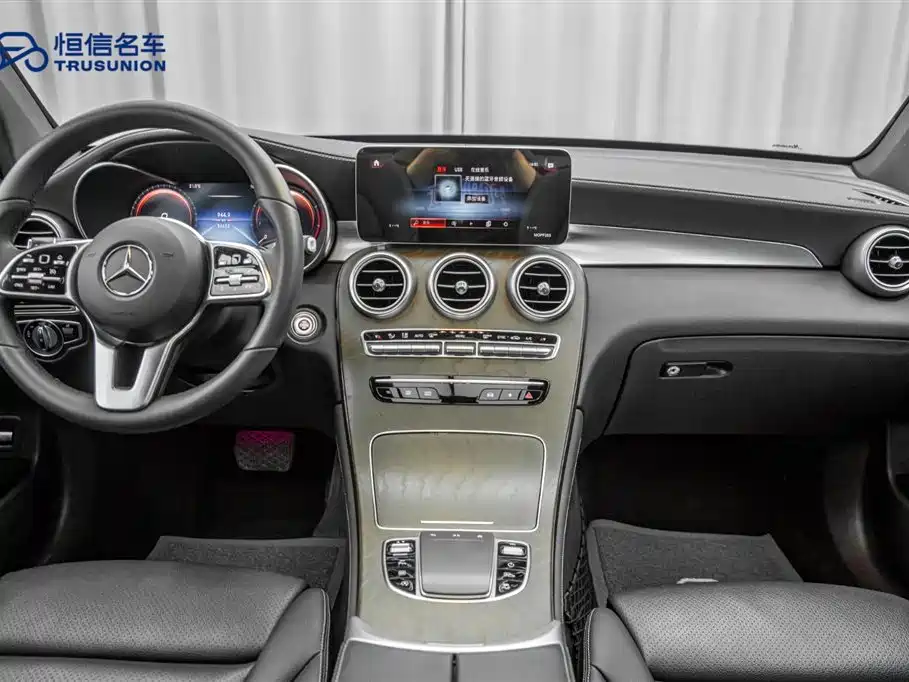 Mercedes-Benz GLC 2020 GLC 300 L 4MATIC Dynamic фото 13