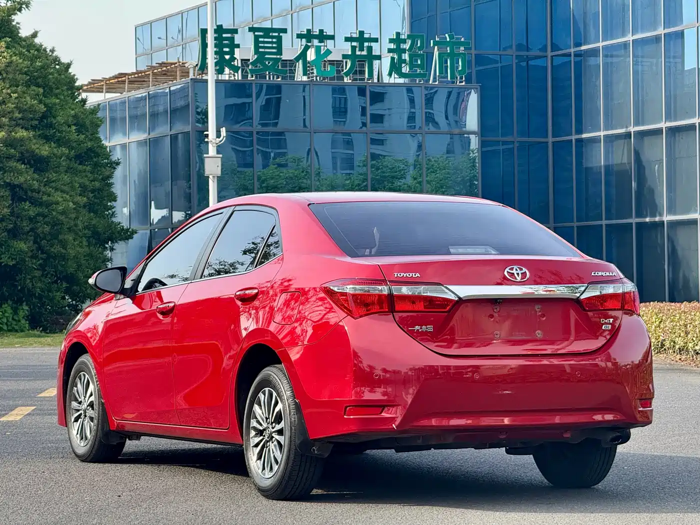 Toyota Corolla 2017 Facelift 1.2T S-CVT GL фото 6