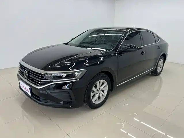 Volkswagen Passat 2022
