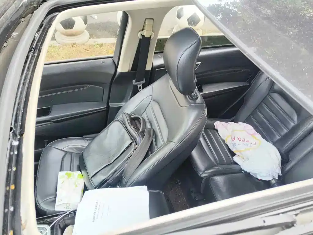 Фото 6 - Ford Edge