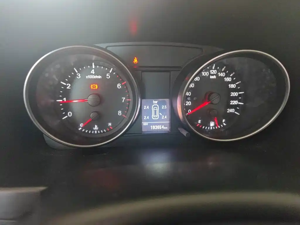 Photo 12 - Haval H6