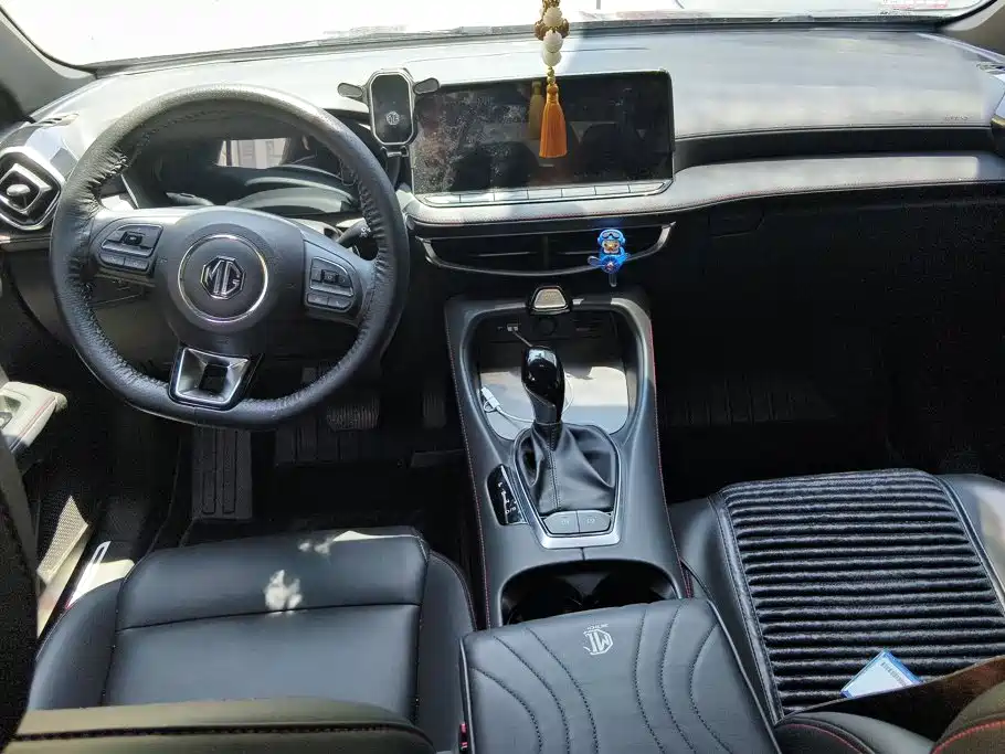 MG MG5 2025 2026 Model 180DVVT Global Luxury Edition