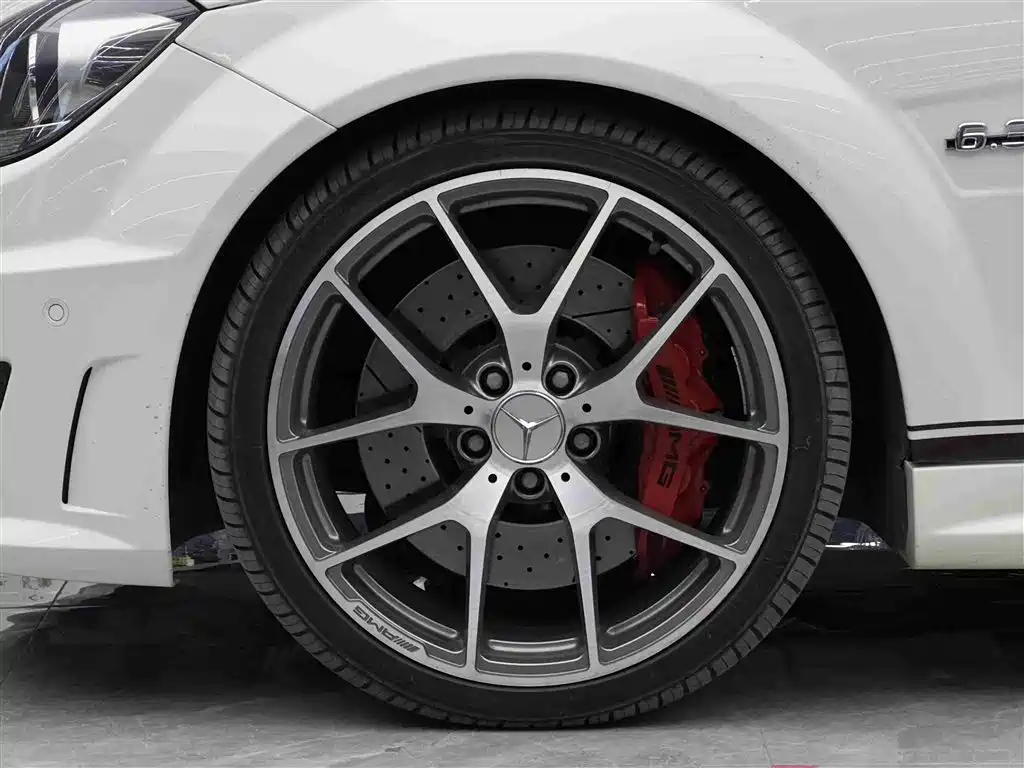 Mercedes-Benz C-Class AMG 2014 AMG C 63 Edition 507 фото 4