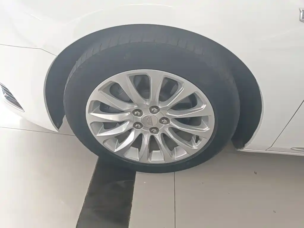 صورة 23 - Cadillac XTS
