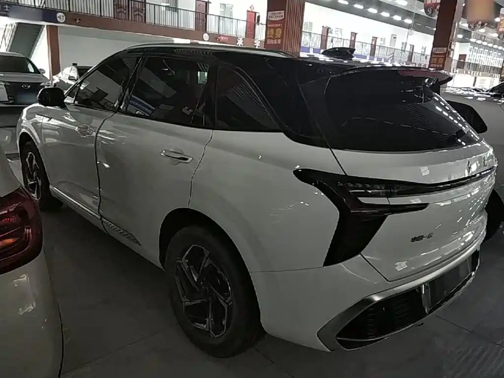 Hongqi HS3 2023 1.5T 2WD Virtue Edition фото 5