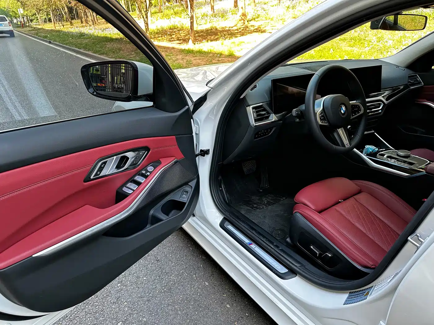 BMW 3 Series 2024 325Li M Sport Package фото 10