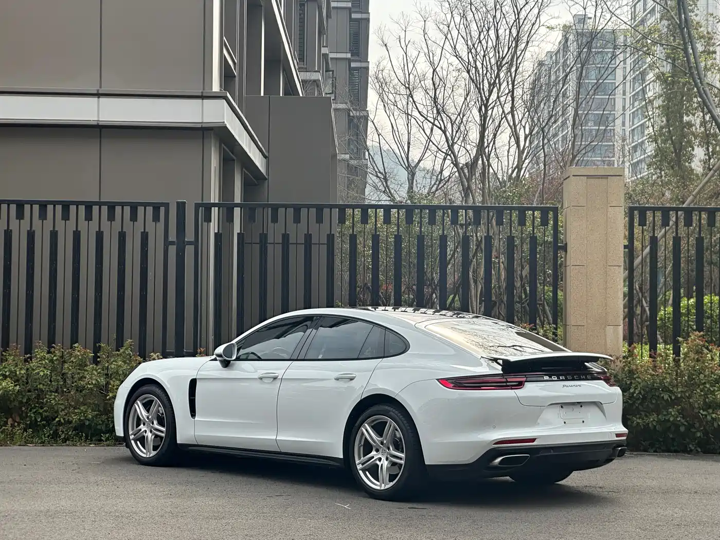 Porsche Panamera 2017 Panamera 3.0T фото 4