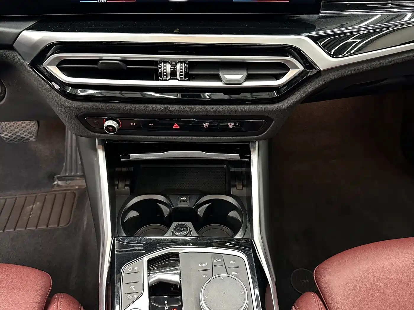 BMW 3 Series 2023 320Li M Sport Package фото 14
