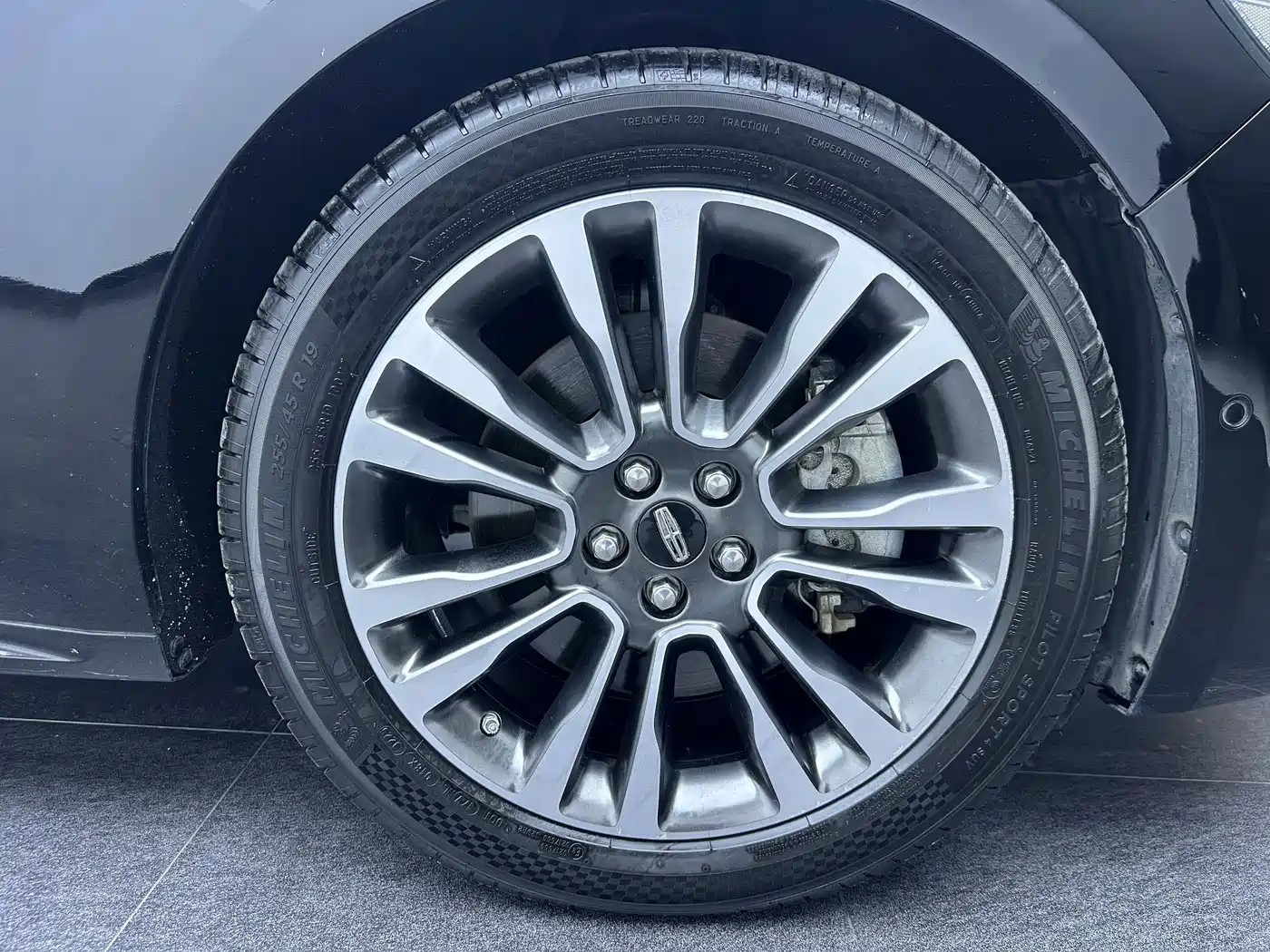 Lincoln Continental 2018 2017 3.0T AWD Prestige Edition