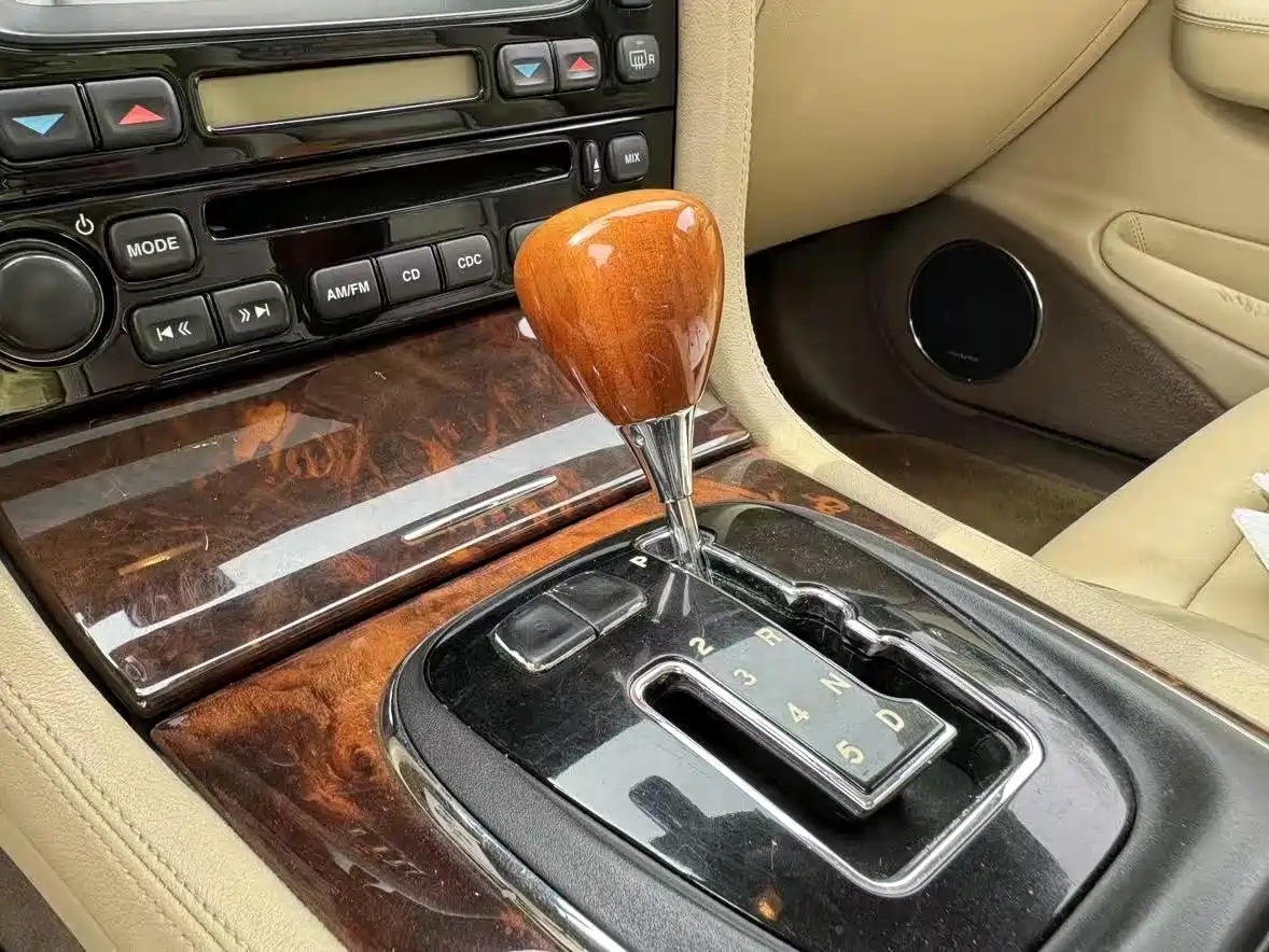 Jaguar XJ 2007 Model XJ6L 3.0 Royal Long Wheelbase фото 5