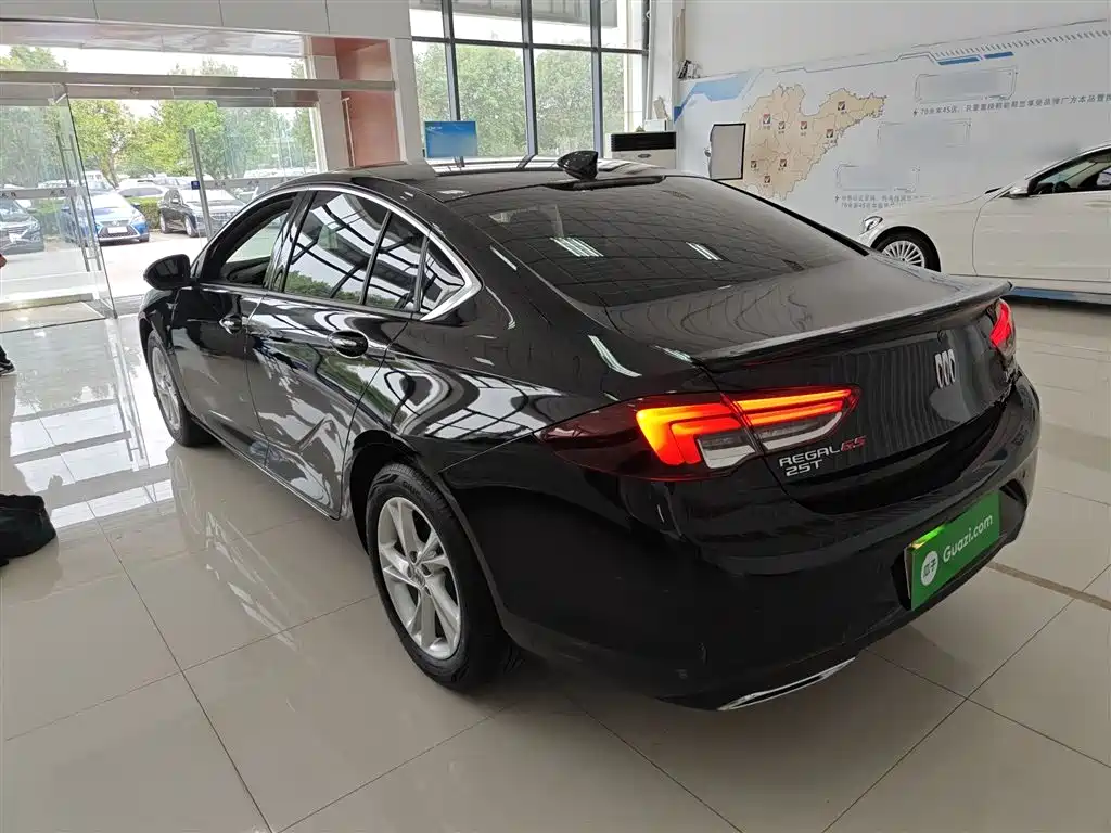 BUICK REGAL
