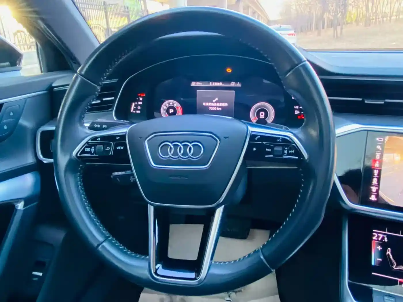Audi A6L 2019 40 TFSI Luxury Dynamic фото 9