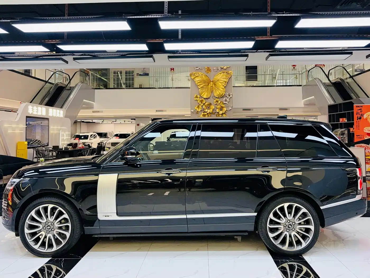 LAND ROVER RANGE ROVER