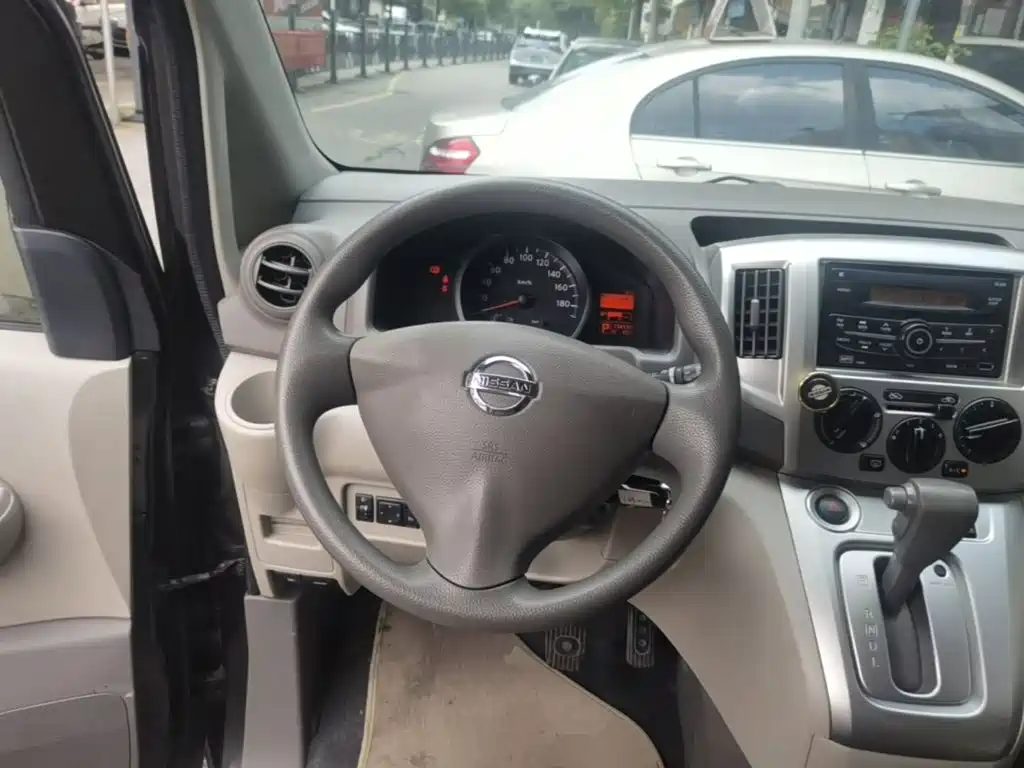 Nissan NV200 2017 2016 Facelift 1.6L CVT Luxury