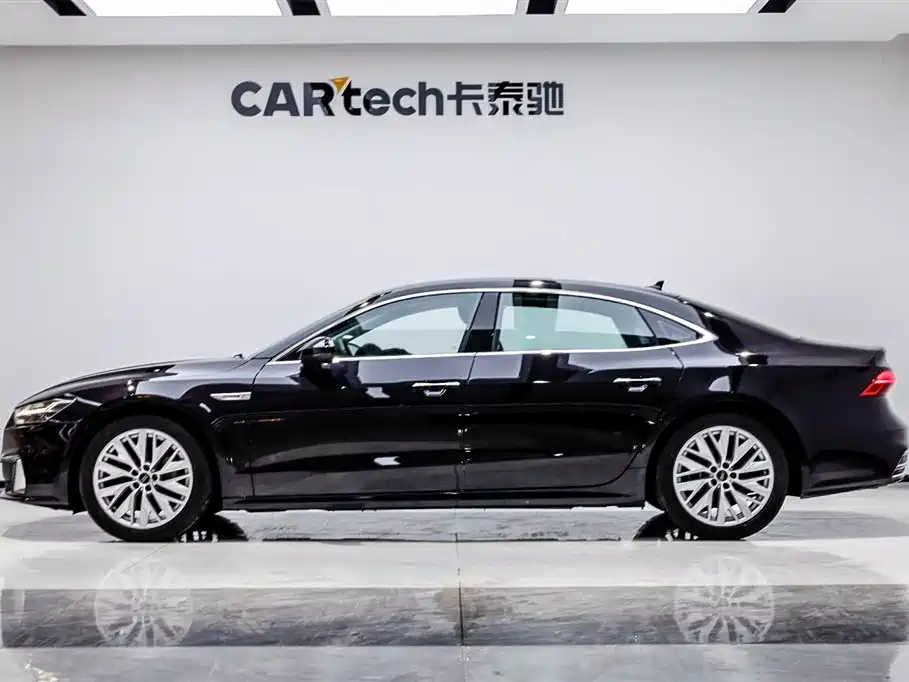 Audi A7L 2024 45TFSI S-line Dream Edition Crystal Package фото 3