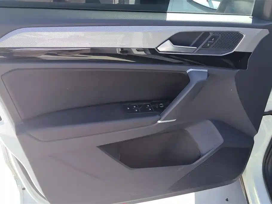 Volkswagen Tayron 2019 330TSI 2WD Luxury China VI фото 7