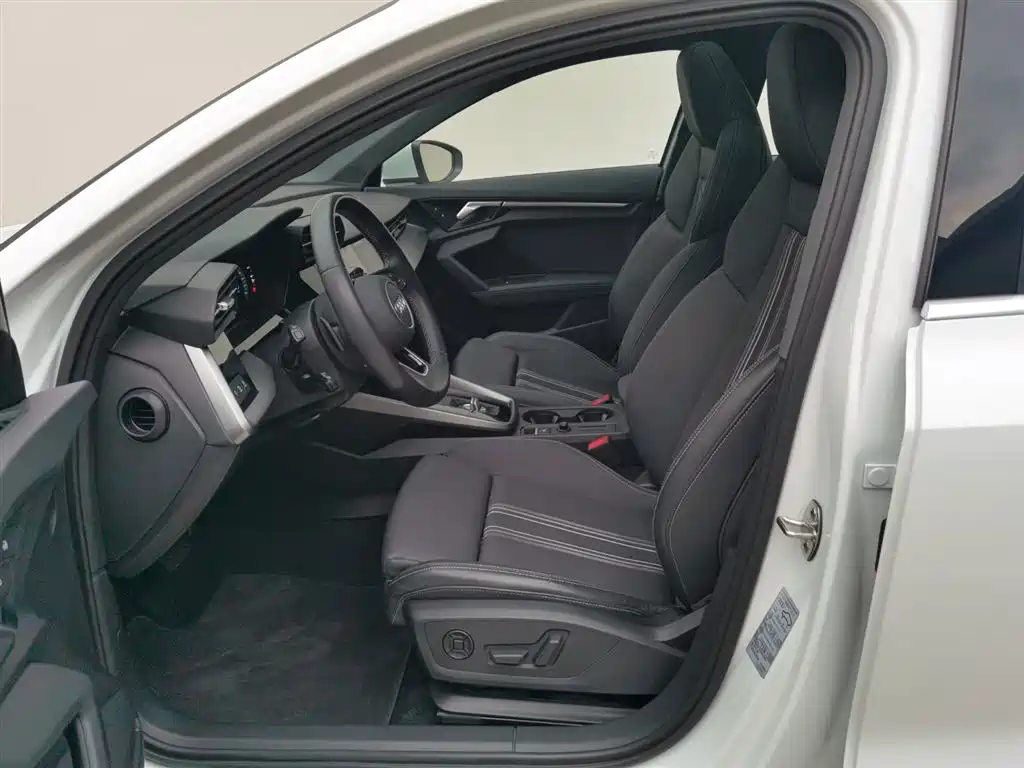 Audi A3 2023 Sportback 35 TFSI Fashion Sport фото 12
