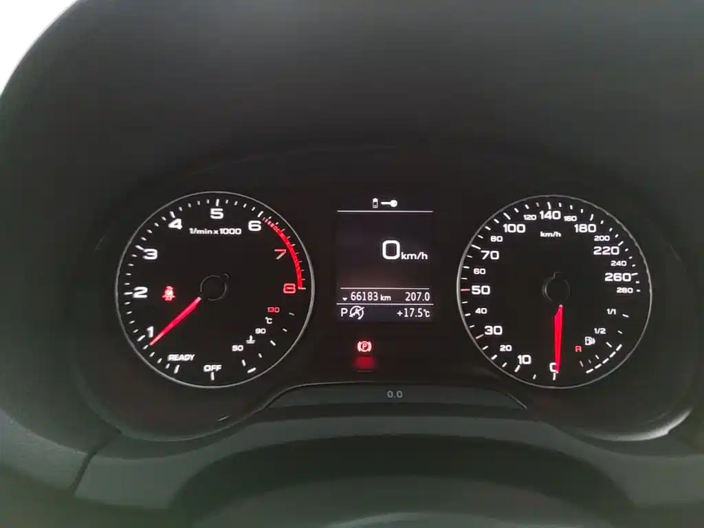 Audi A3 2018 30th Anniversary Limousine 35 TFSI Style фото 12