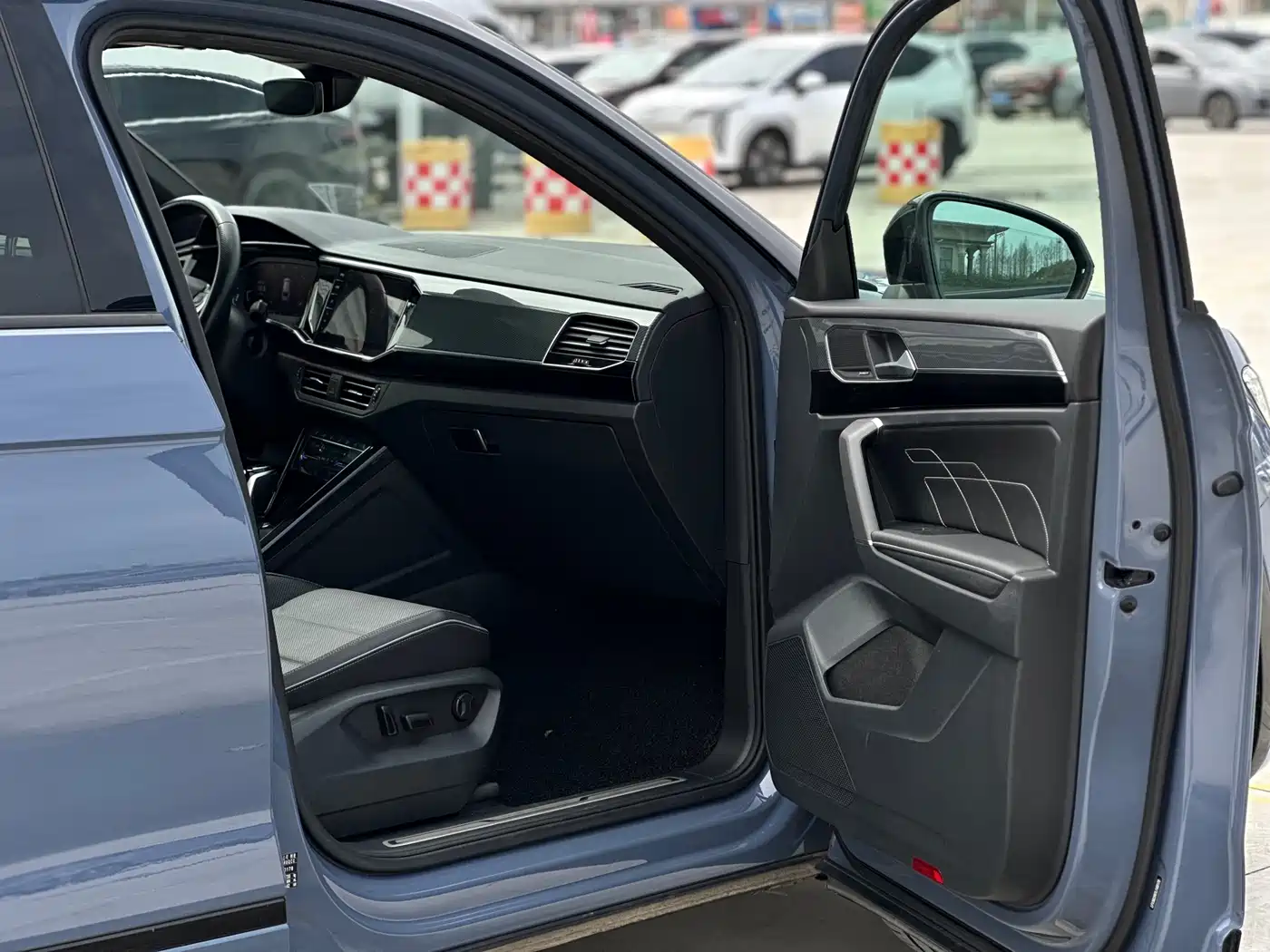 Volkswagen Tayron X 2020 380TSI 4WD Premium Smart Connect фото 10