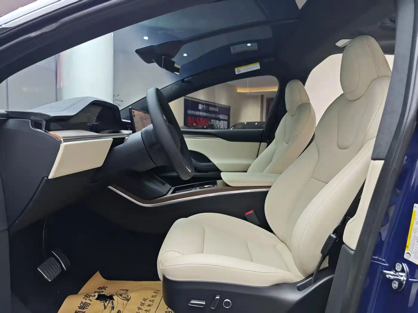 Tesla Model X 2023 Dual Motor All-Wheel Drive Edition фото 4