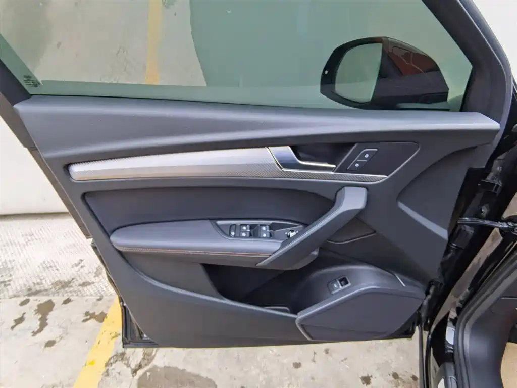 Audi Q5L 2020 45 TFSI Exclusive Fashion фото 12