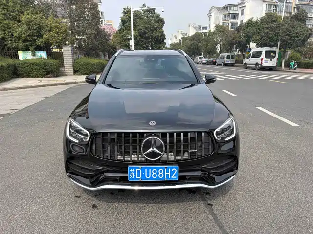 MERCEDES-BENZ GLC