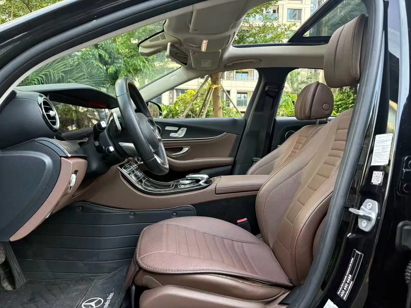 Mercedes-Benz E-Class 2016 E 300 L Sport Fashion Type фото 13
