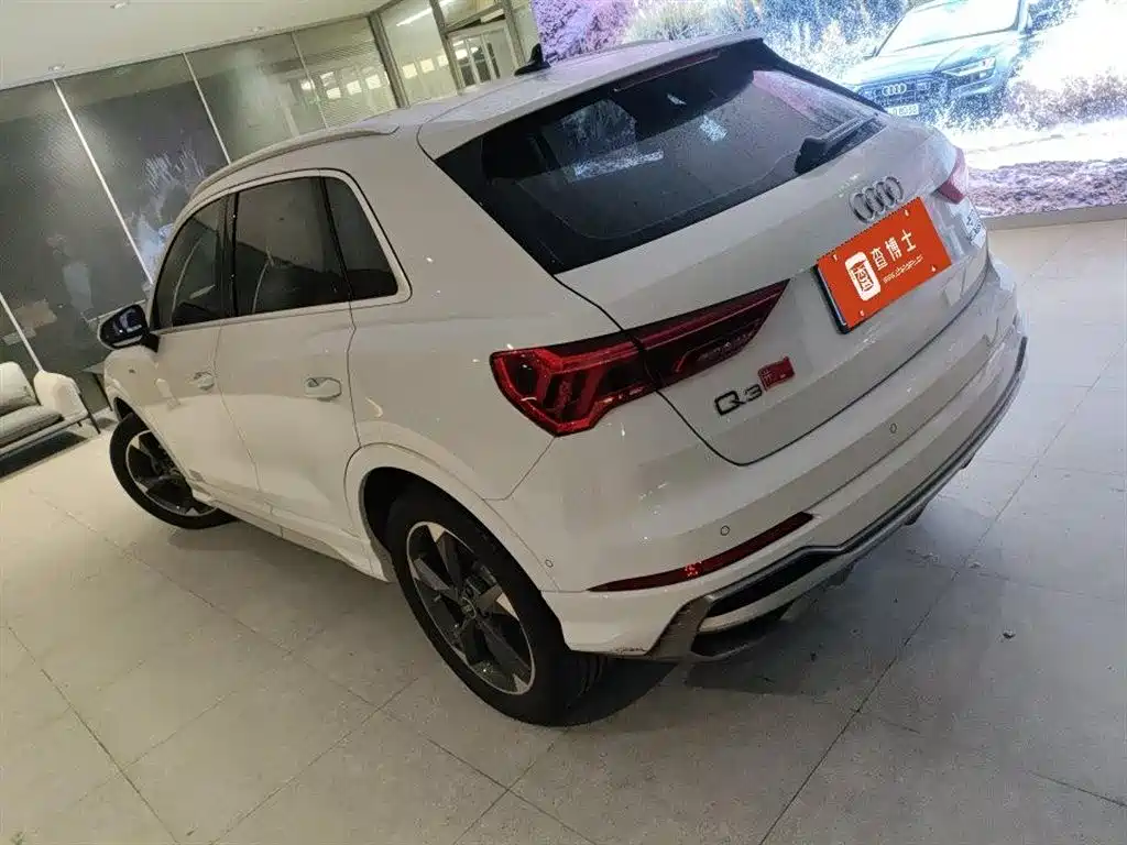 Audi Q3 2022 35 TFSI Fashion Dynamic фото 3