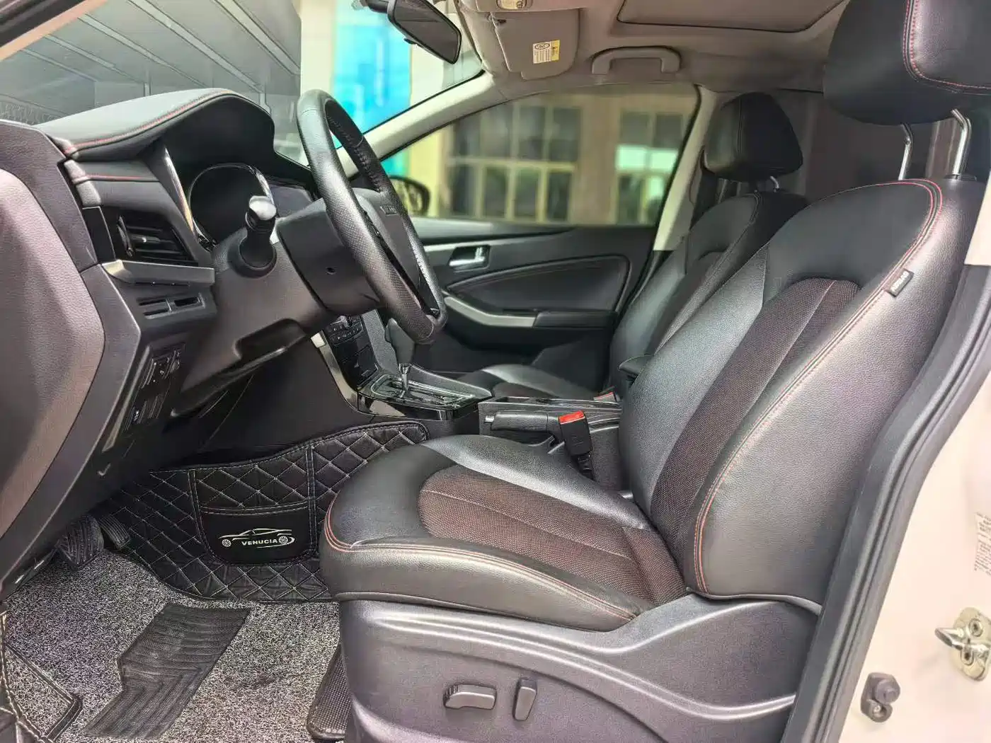 Venucia T70 2018 2018 2.0L CVT RuiXiang Edition