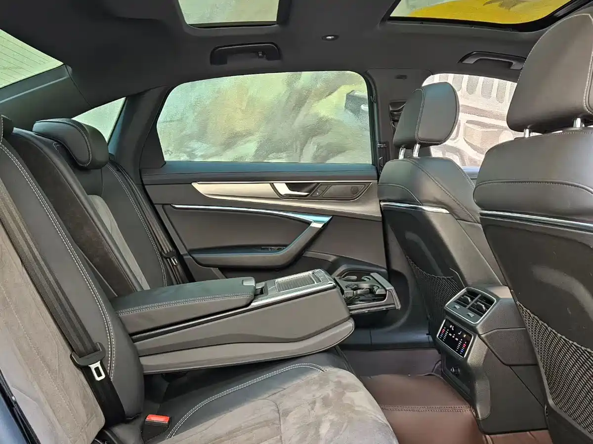 Audi A6L 2019 45 TFSI quattro Premium Dynamic фото 9